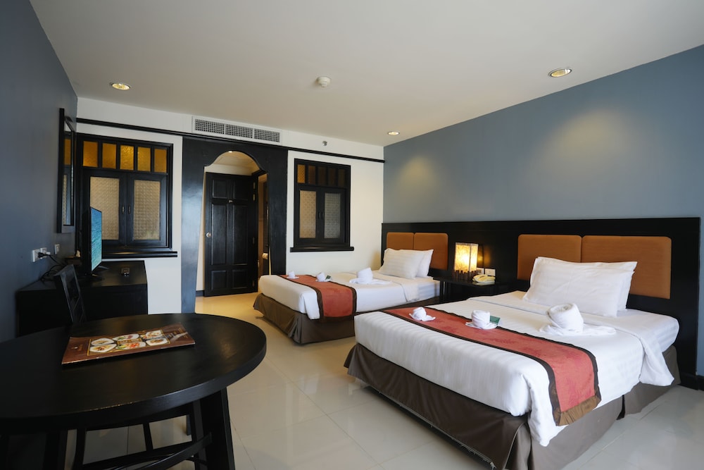 Woraburi Phuket Resort And Spa 26/75