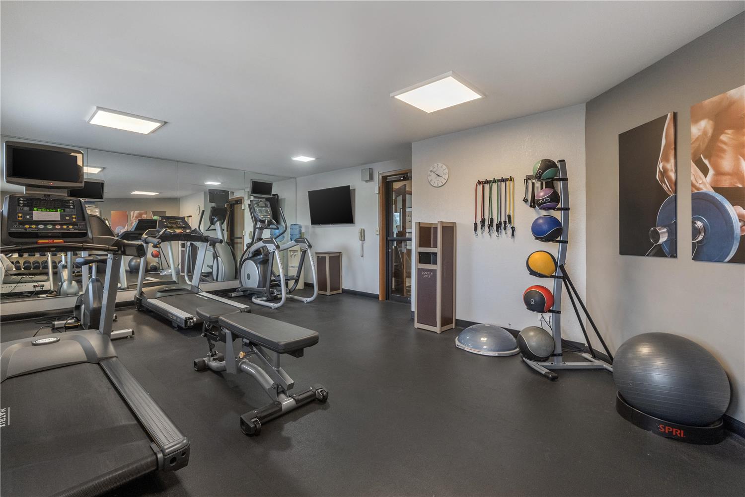 Best Western Fremont/Angola I-80/90 Toll Road 7/19