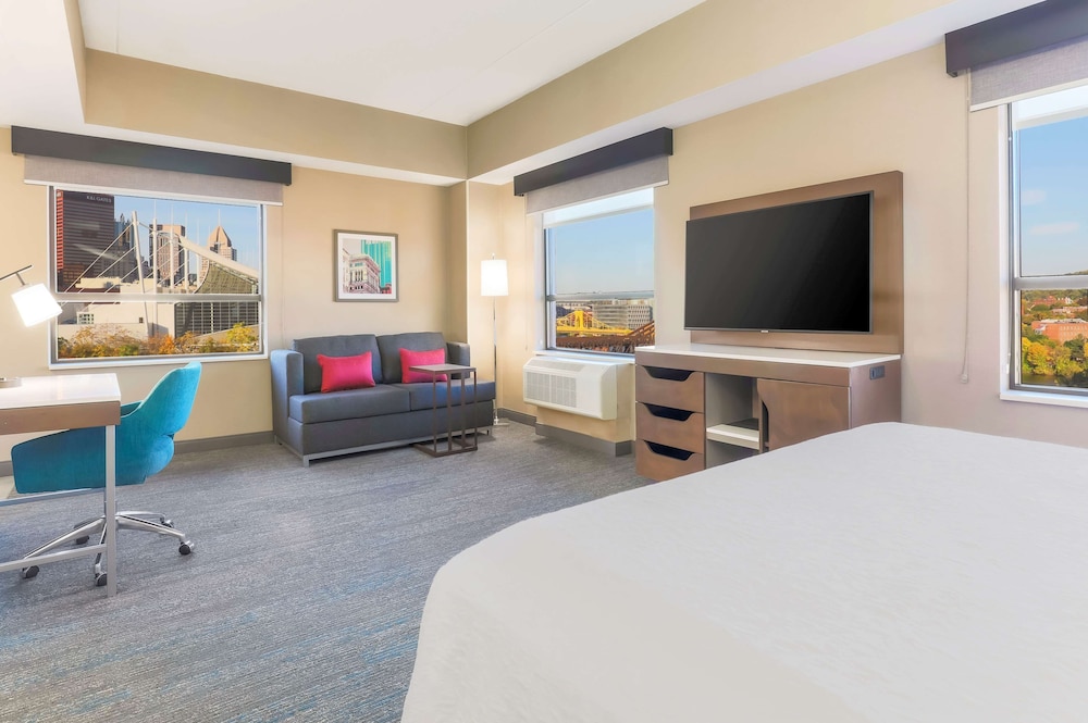 Hampton Inn Suites Pittsburgh Downtown 20/47