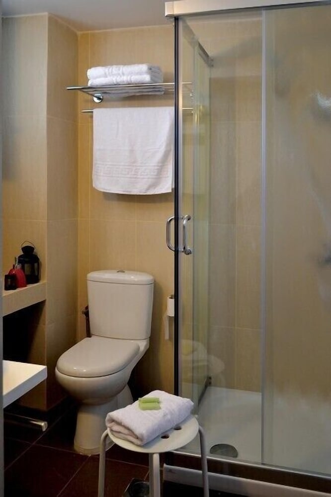 Xanthippi Hotel Apartments 38/42