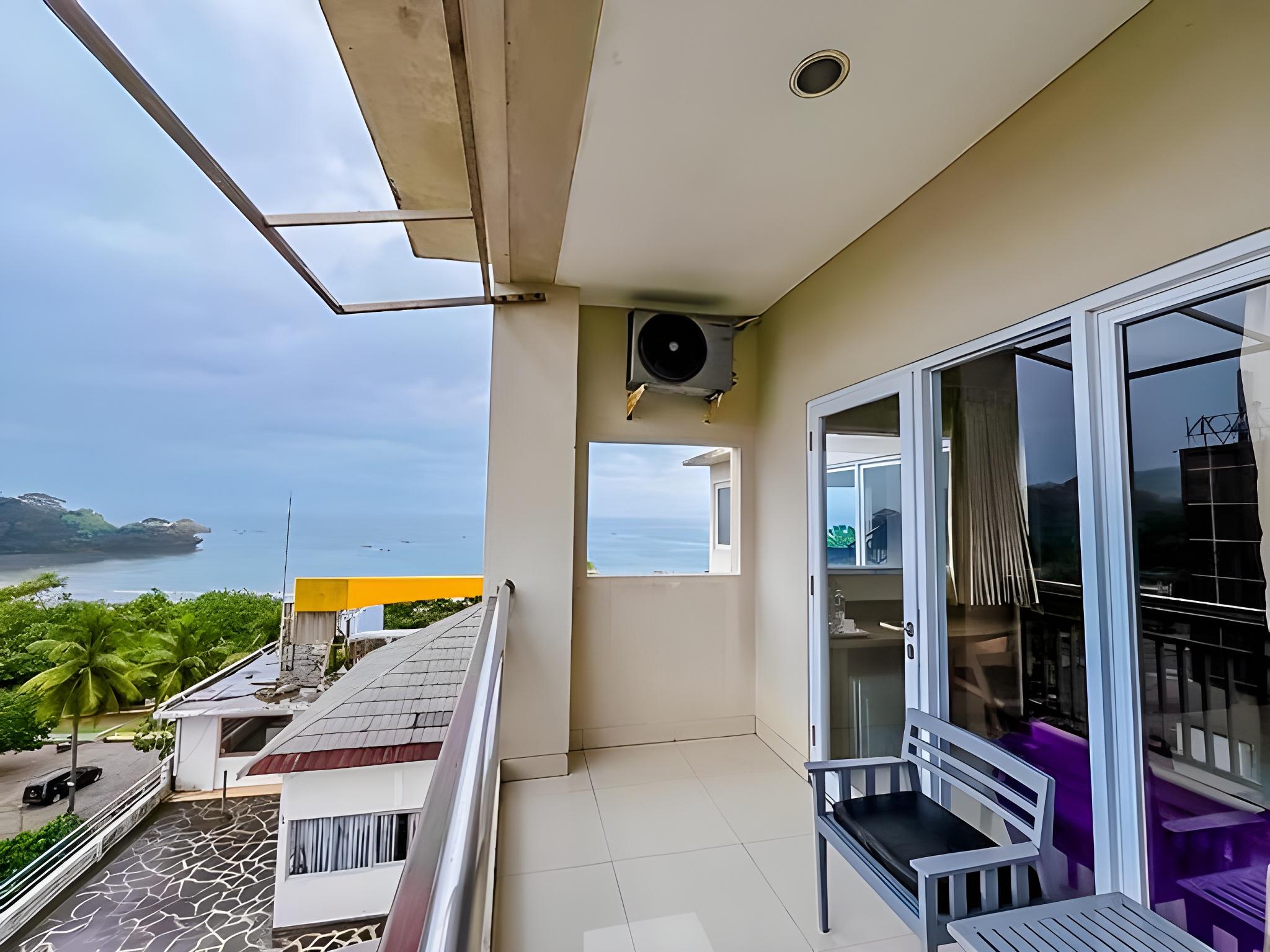 Grand Aquarium Hotel Pangandaran 2/35