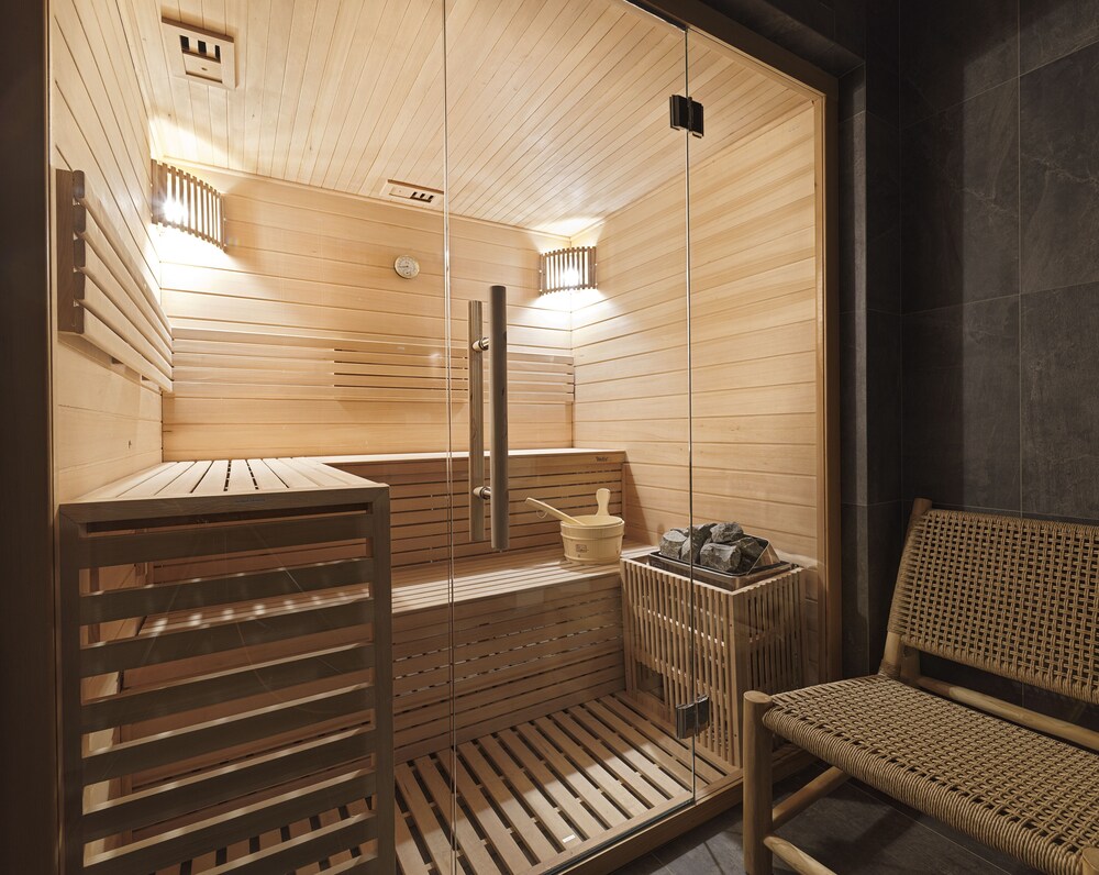 No 15 Ermou Hotel 20/50