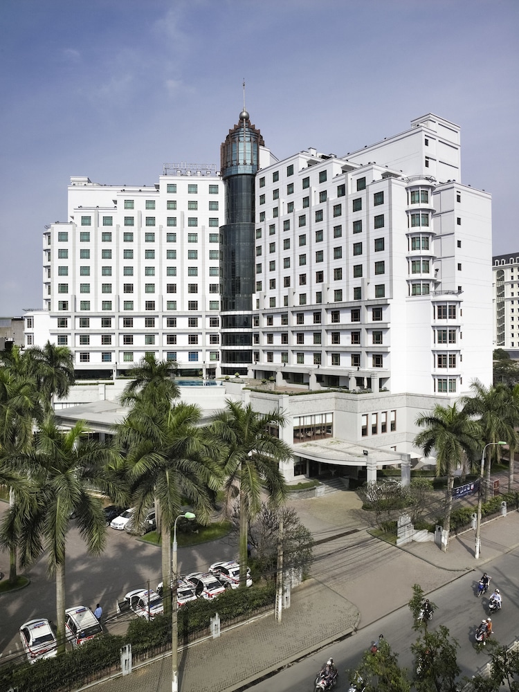 Pullman Hanoi Hotel 4/69