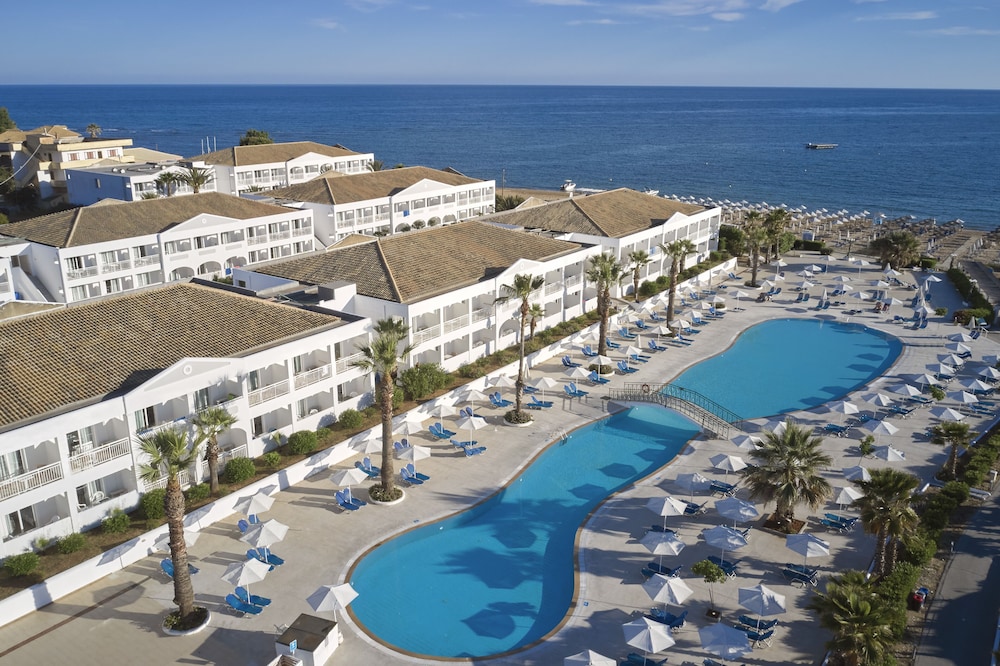 Sandy Beach Resort in Ag. Georgios