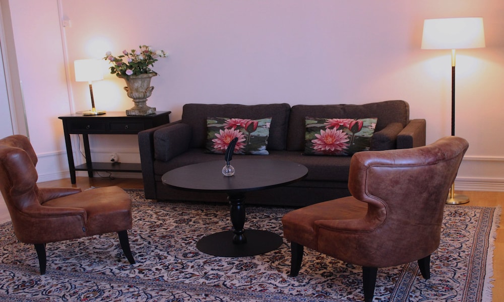 Home Hotel Drott 23/41