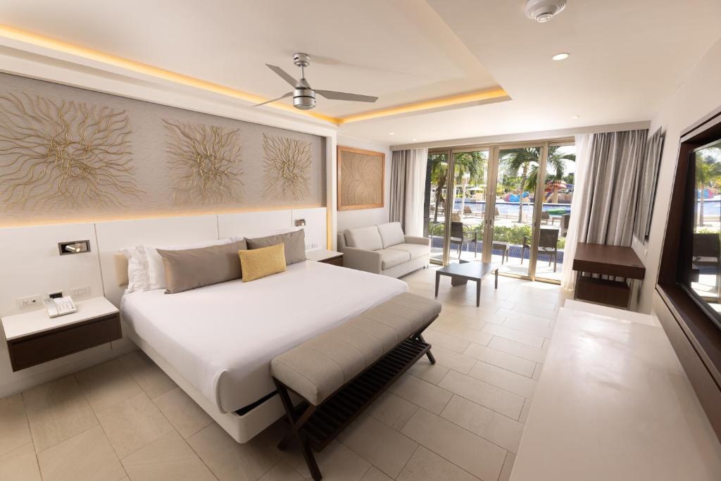 2 Bedrooms, Presidential, Swim Out, Luxury, Suite
