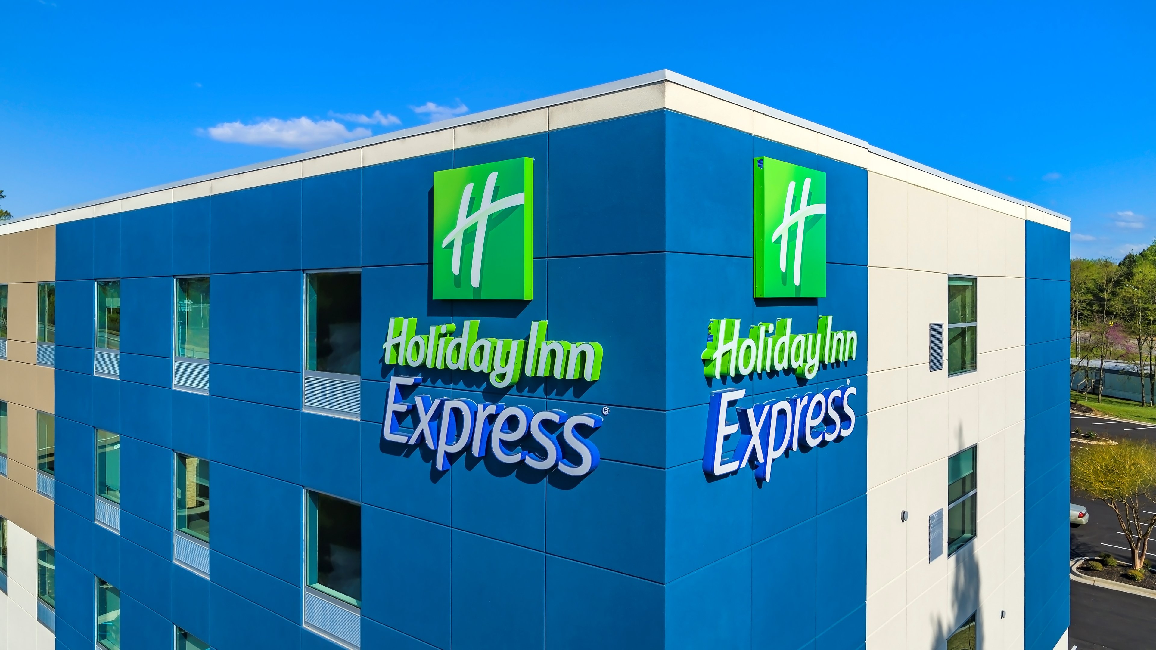 Holiday Inn Express Huntsville Space Center 1/33