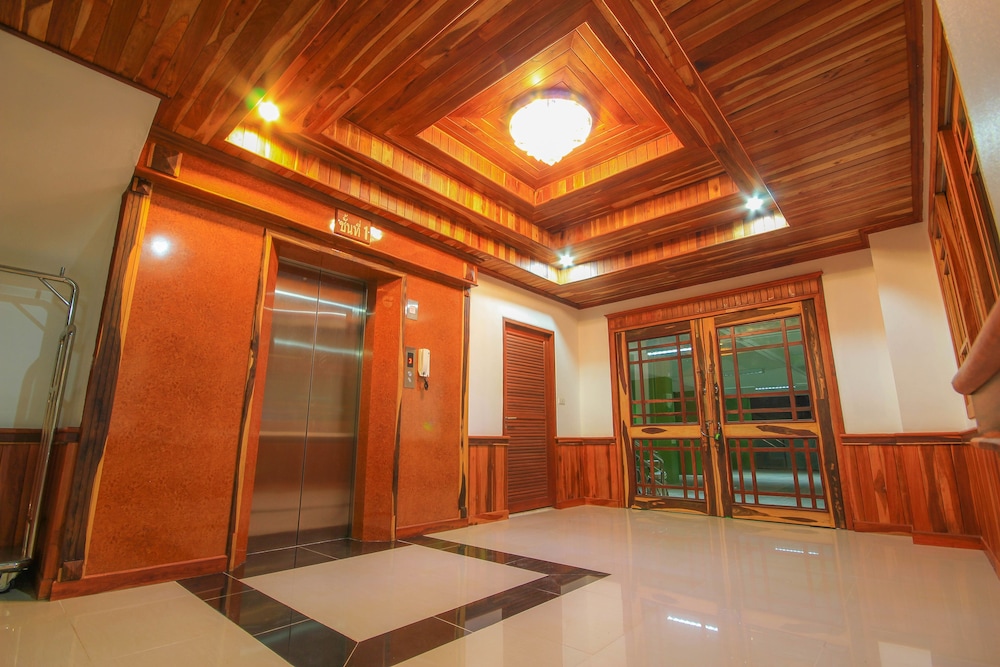 Hiso Place Hotel 44/70
