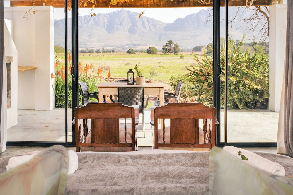 Duikersdrift Winelands Country Escape 4/50