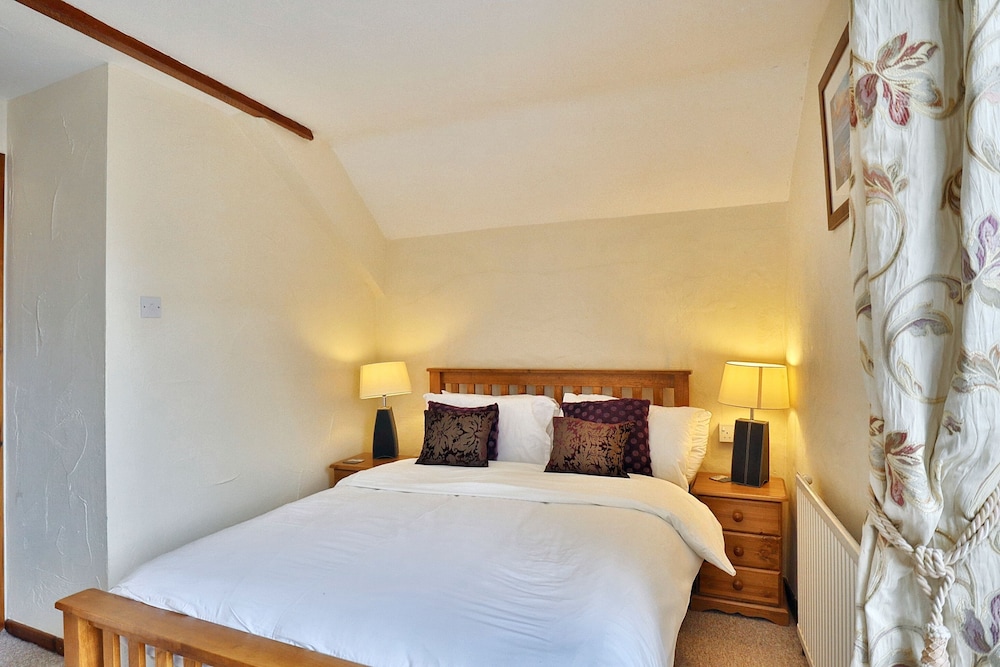 North Devon Cottages 10/50