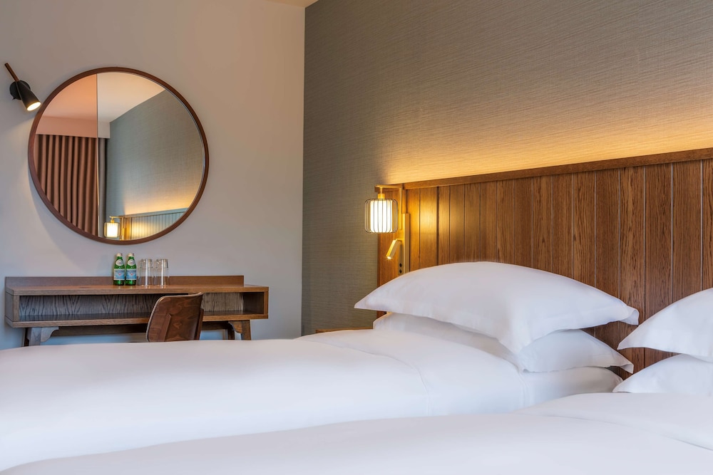 Hyatt Centric The Liberties Dublin 17/72