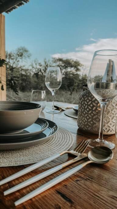UmnDeni Africa 15/50