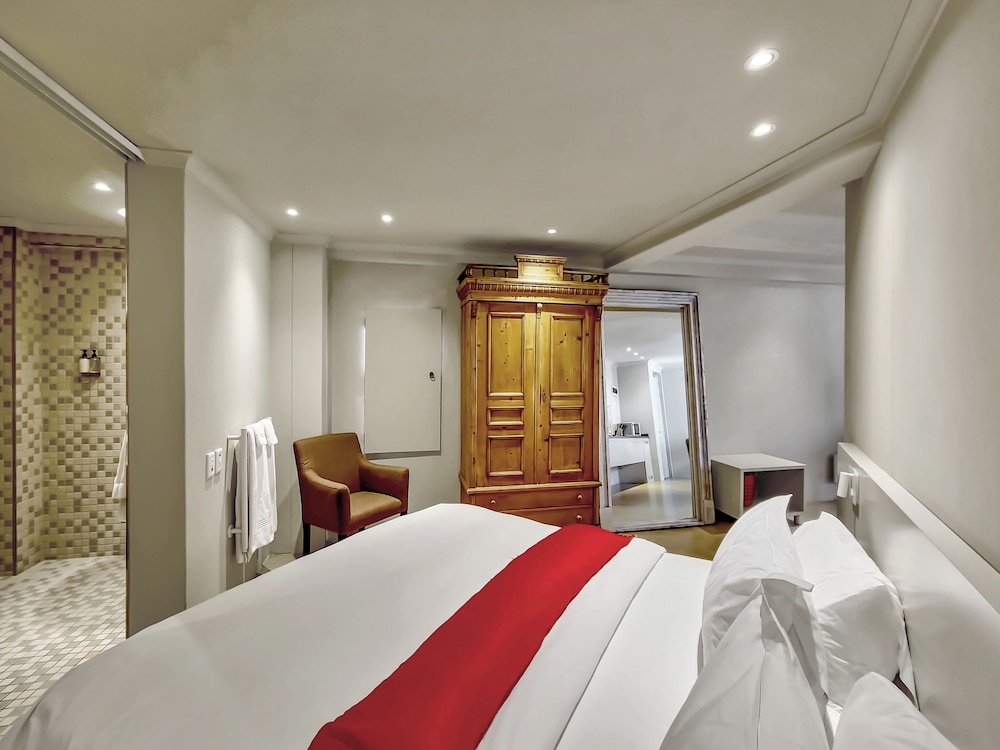 Rouge On Rose Boutique Hotel 18/49