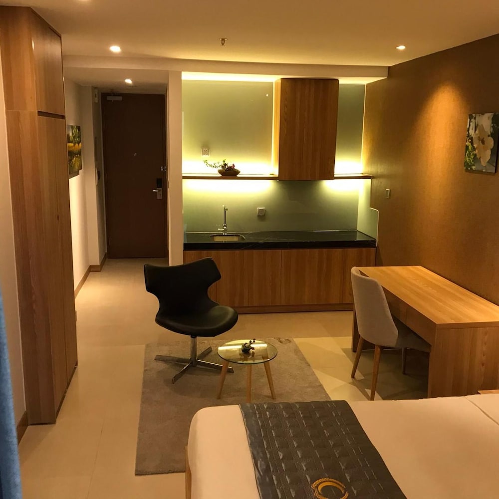 Moon Hotel & Apartment 75/75