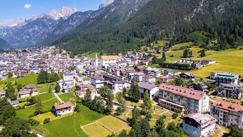 Hotel Auronzo Dolomites, Affiliated by Melia 45/50