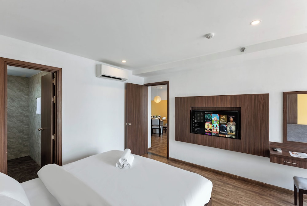 Virgo Hotel 42/79
