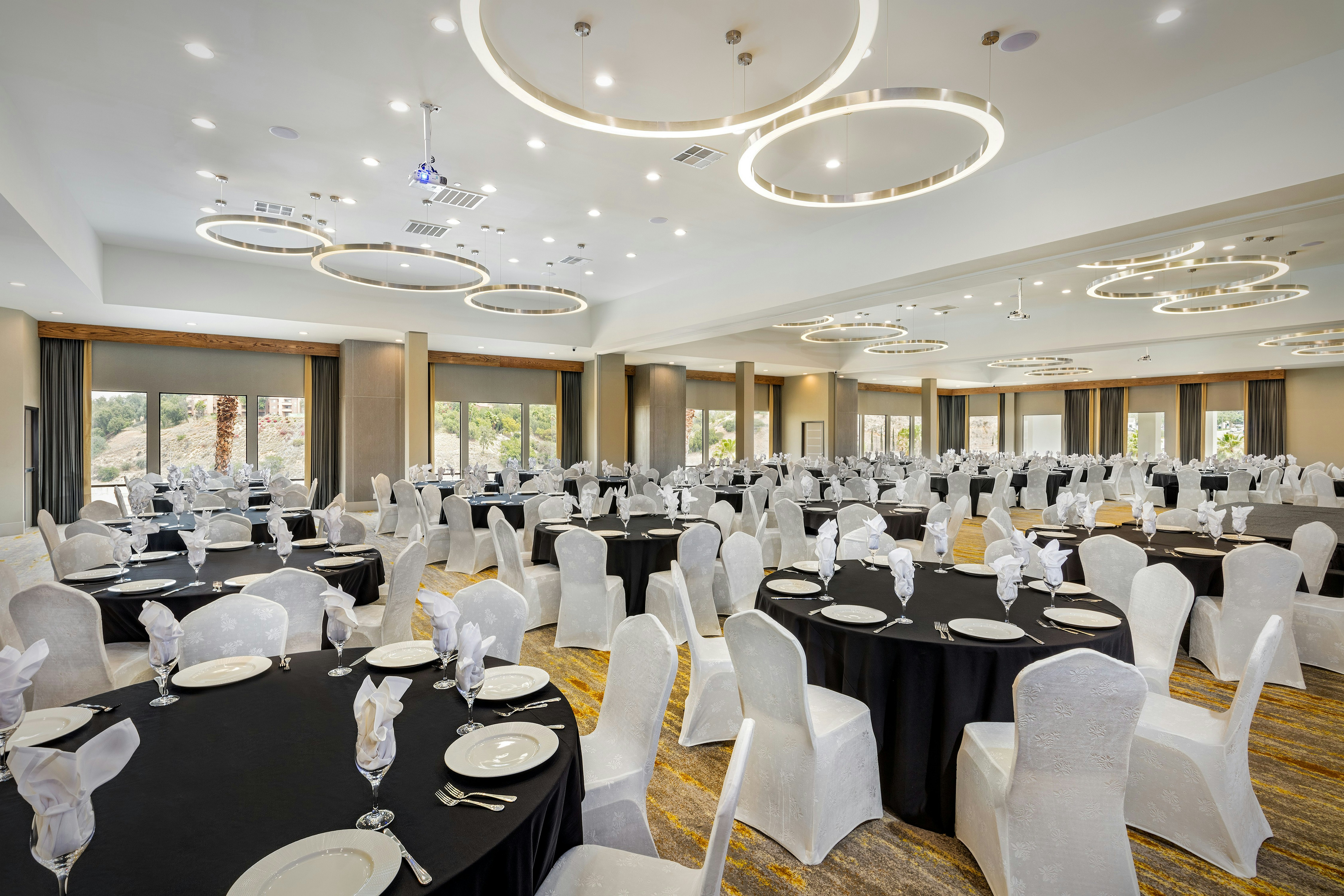 Doubletree By Hilton Pomona 61/64