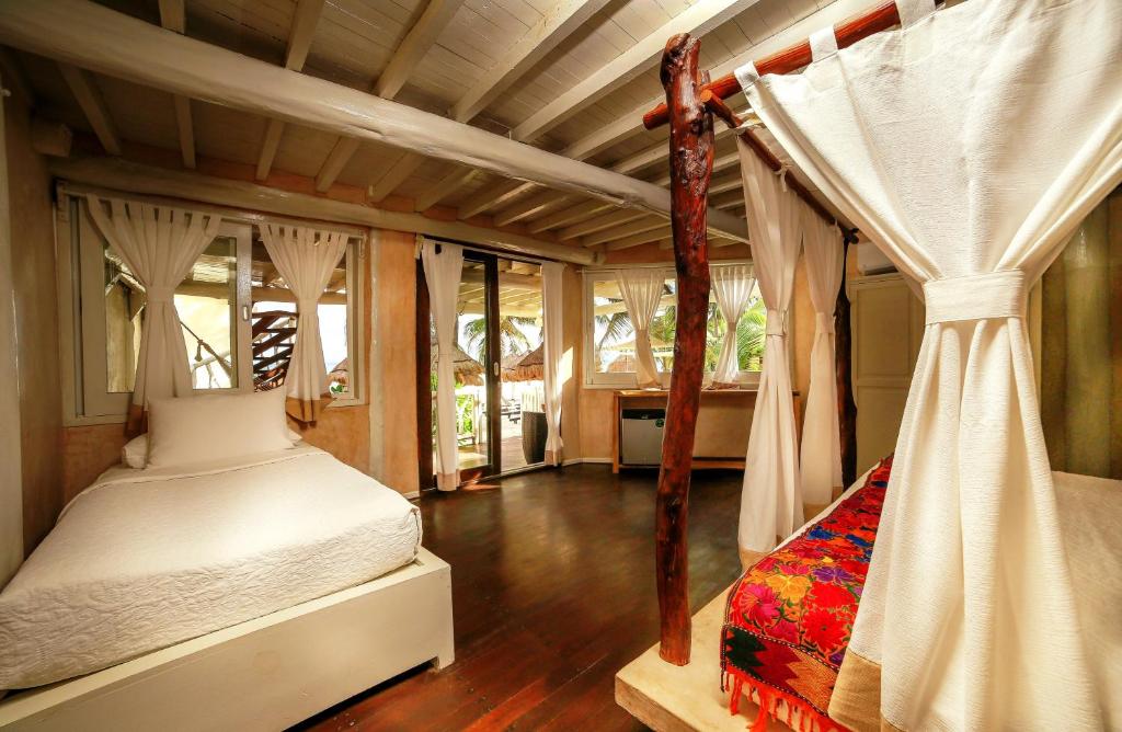 Deluxe, Ocean Front, Ground Floor