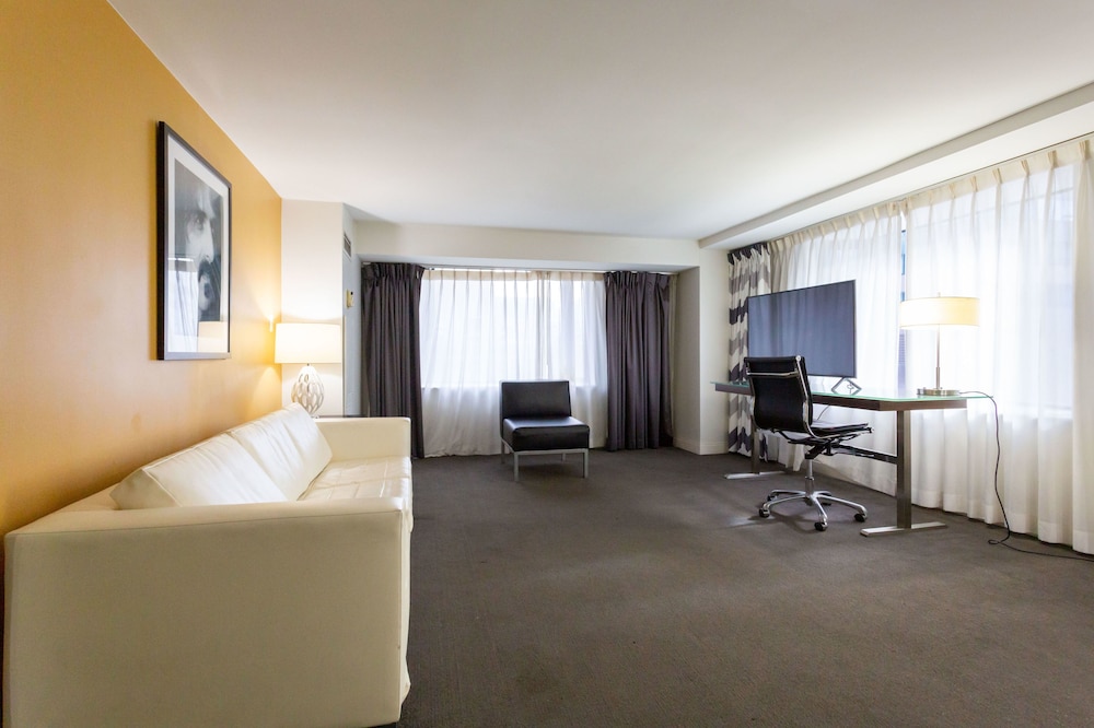 Comfort Inn & Suites Baltimore Inner Harbor 31/39