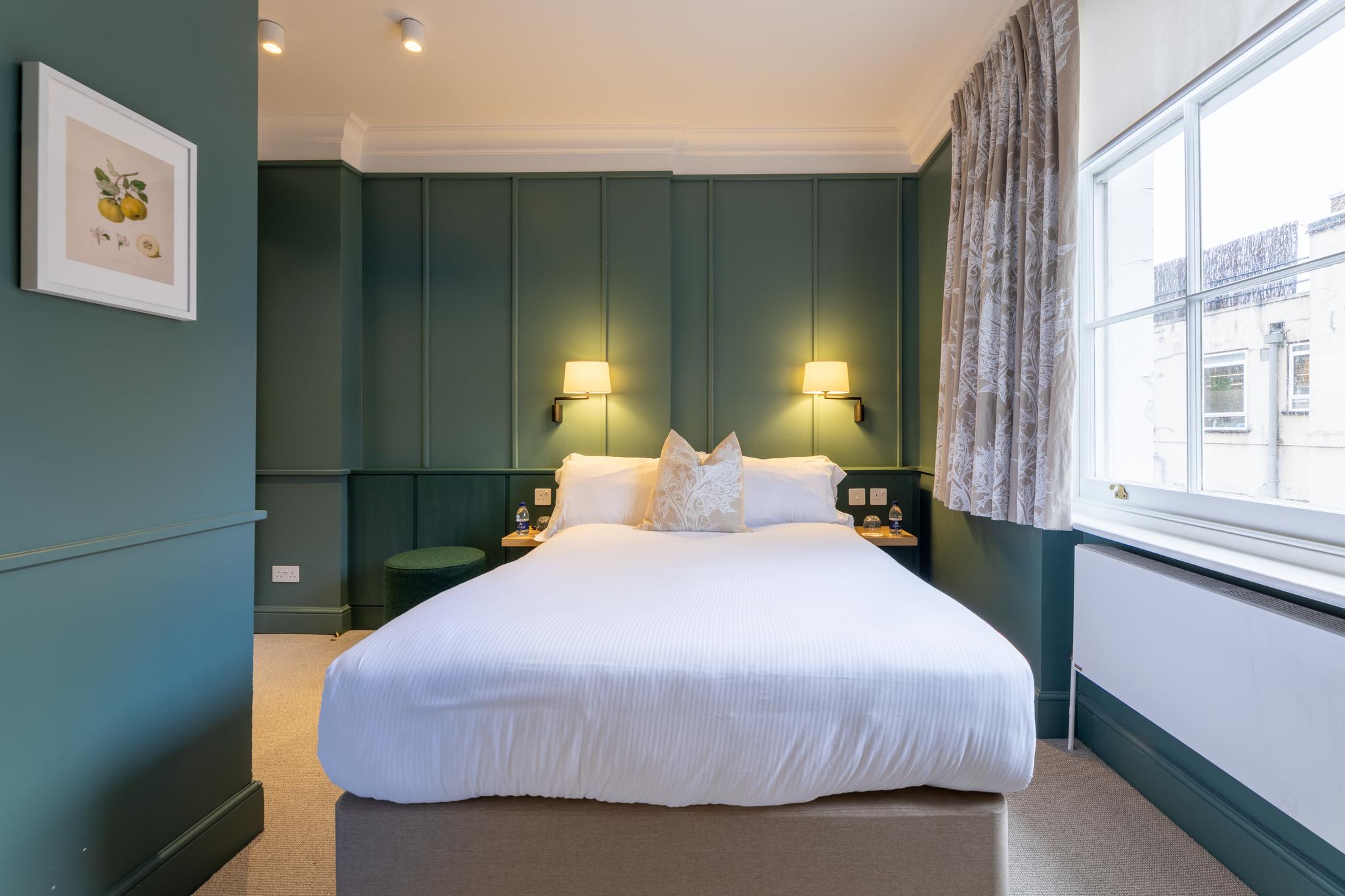 Semi Room, Semi Double Bed, Small