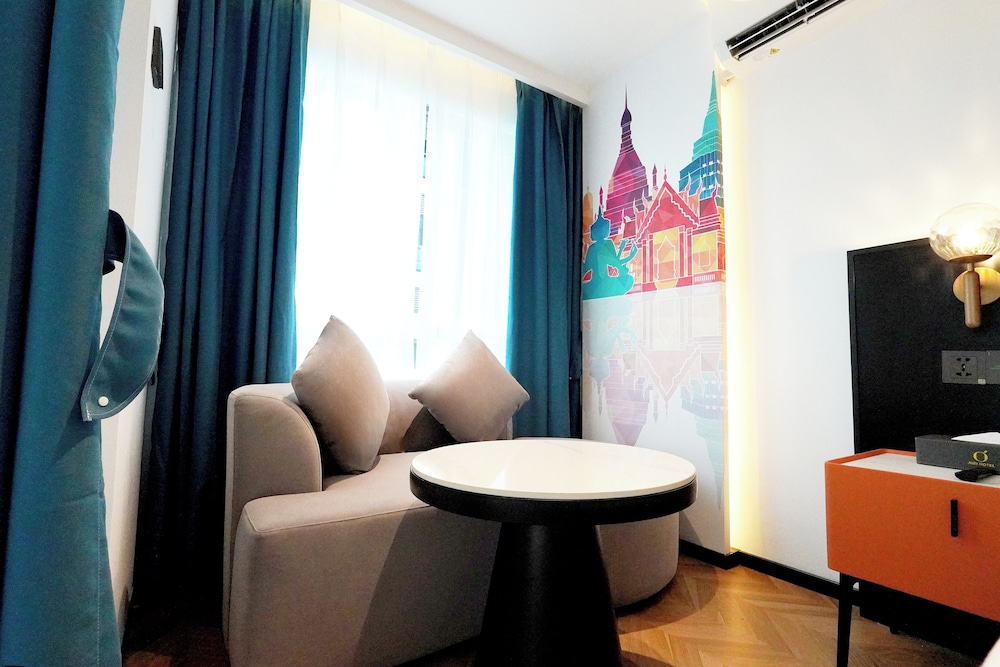 Juzi Hotel 48/57
