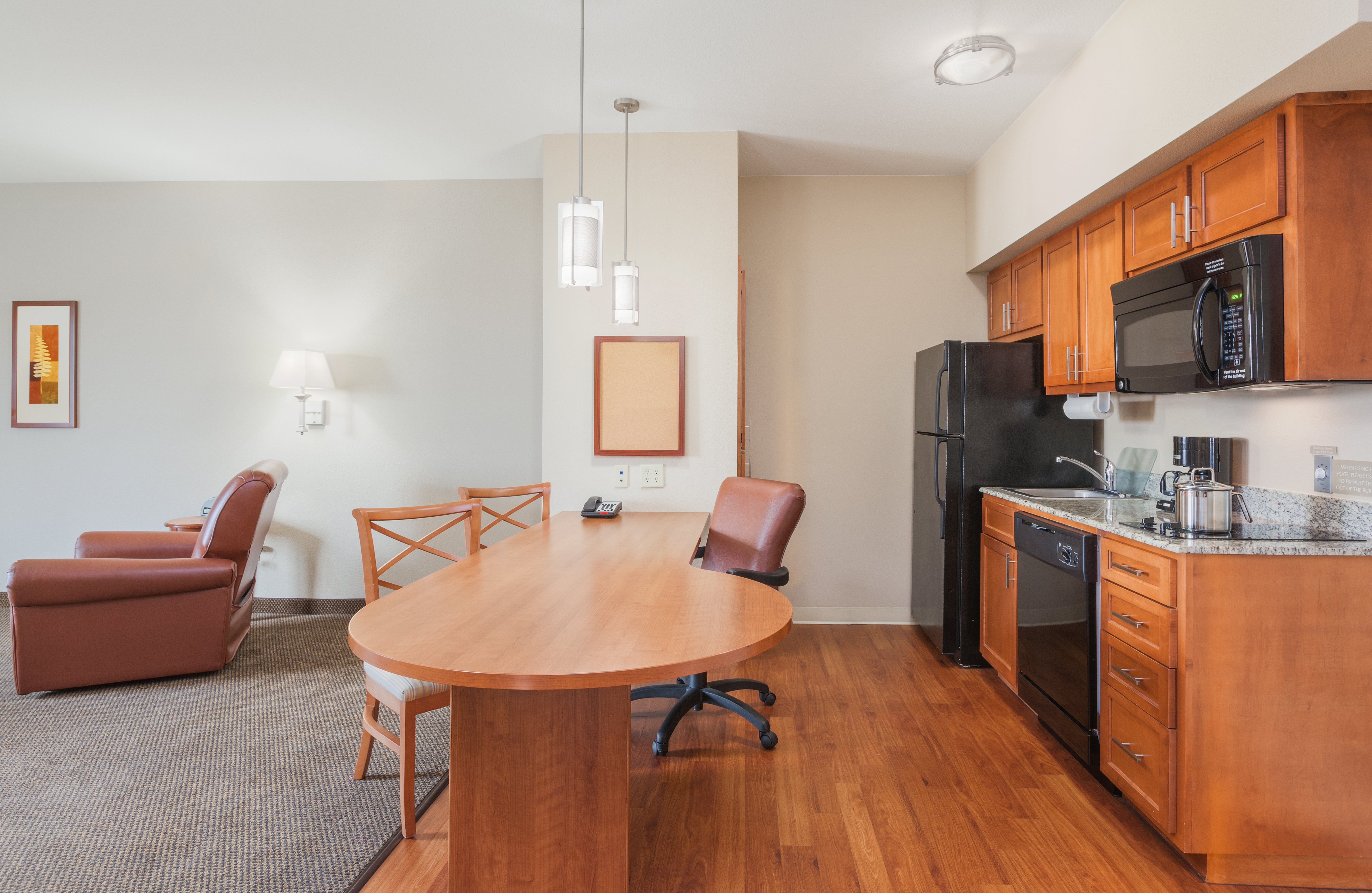 休斯顿 I-10 东蜡木套房(Candlewood Suites Houston I-10 East) 图片4