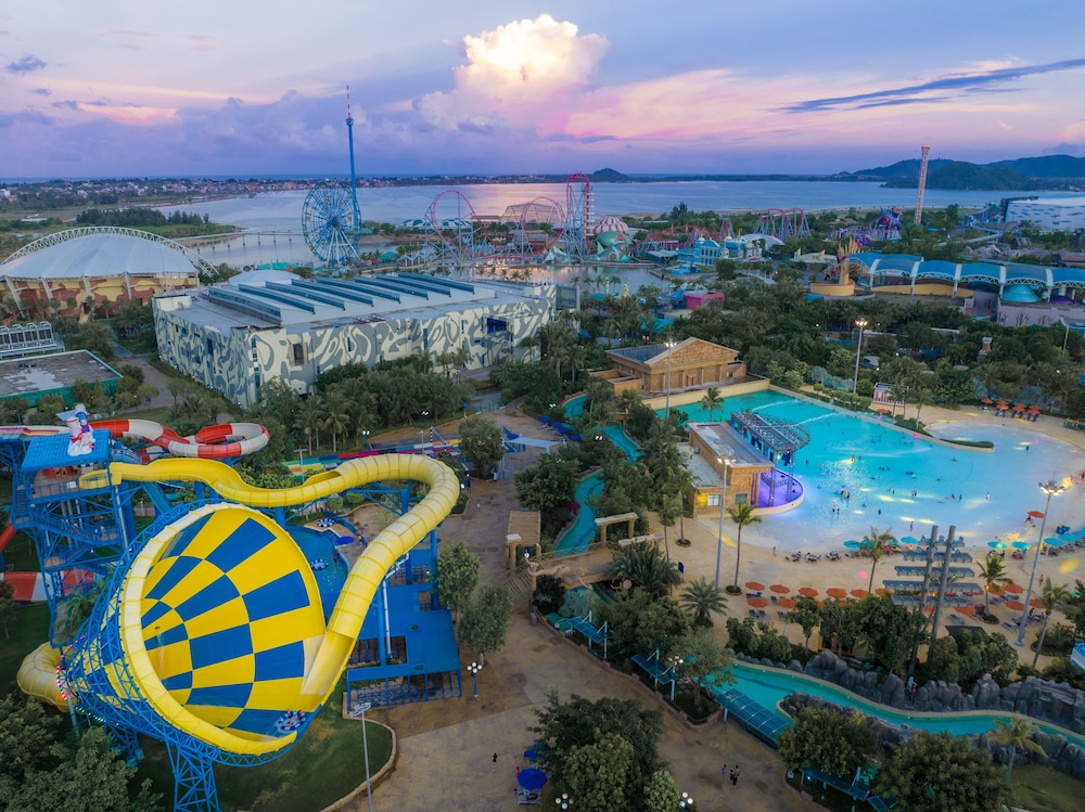 Hyatt Regency Hainan Ocean Paradise Resort 43/50
