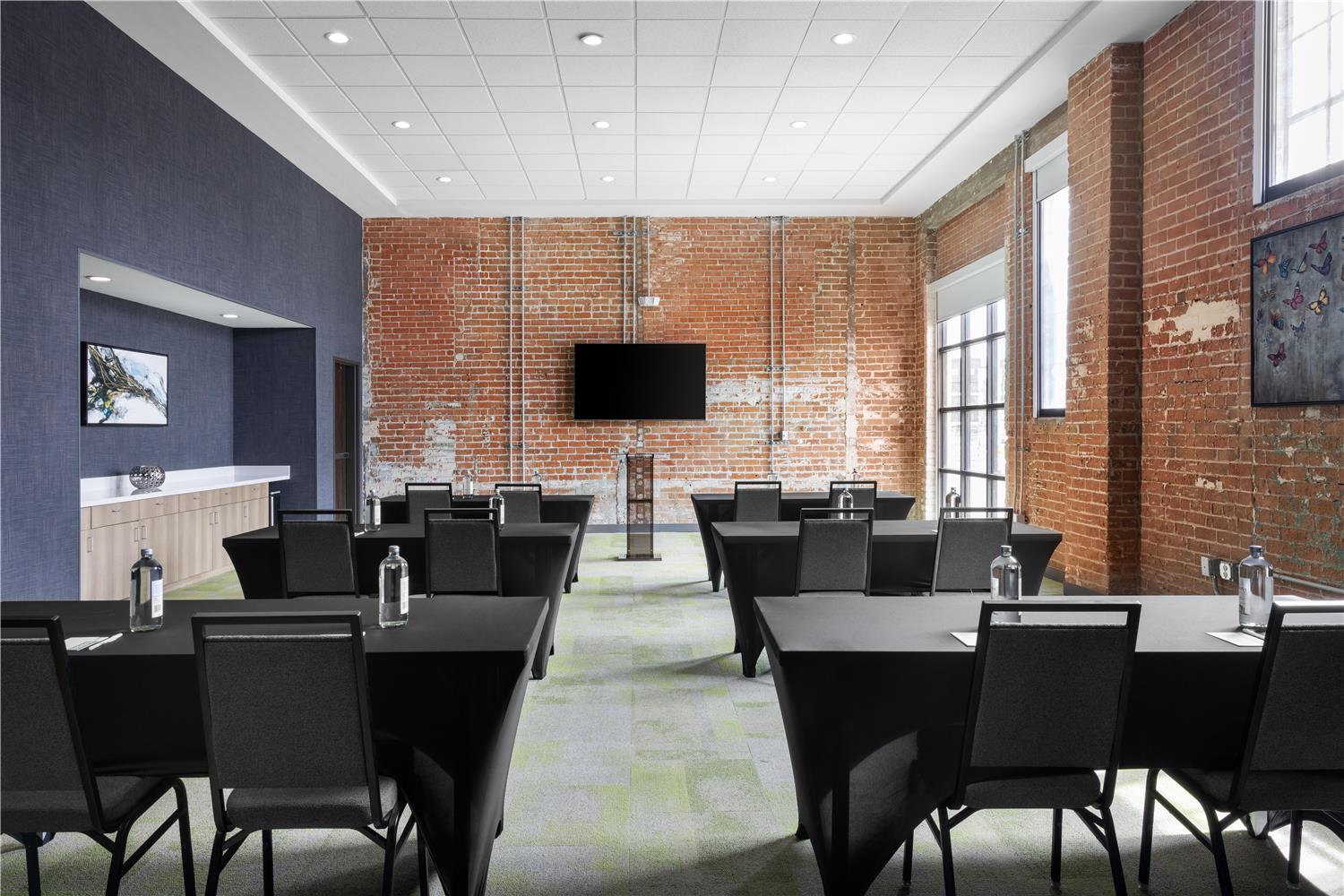 Home2 Suites by Hilton Phoenix Downtown 25/32