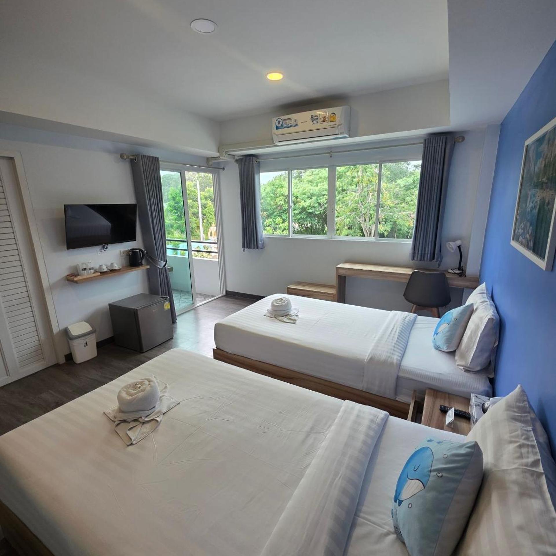 Bleu Marine Sattahip 20/50