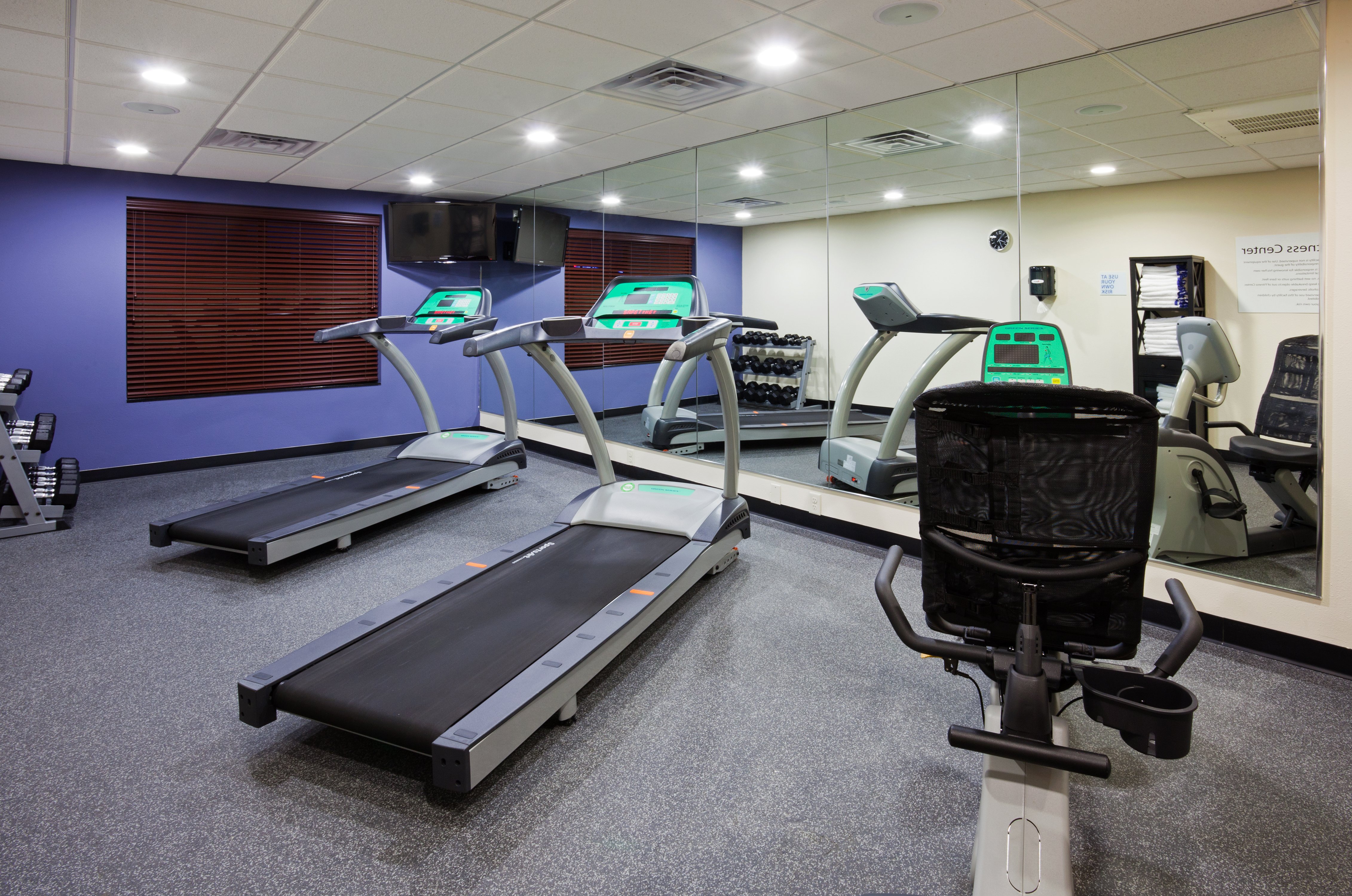Holiday Inn Express Hotel Suites Rochester 29/51