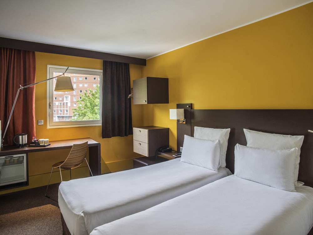 Mercure Paris Porte De Pantin 10/58