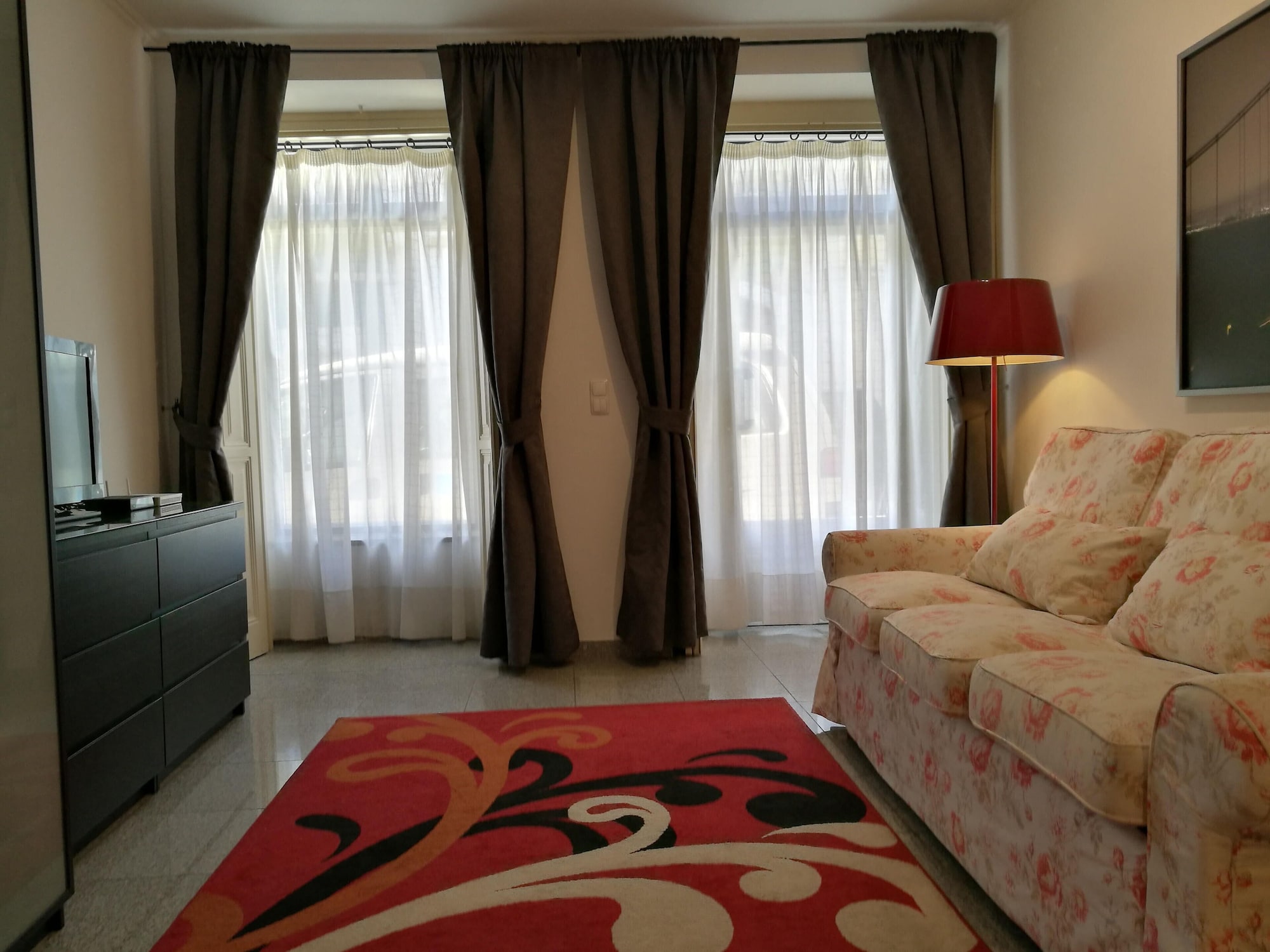 1 BEDROOM, CITY, APARTMENT