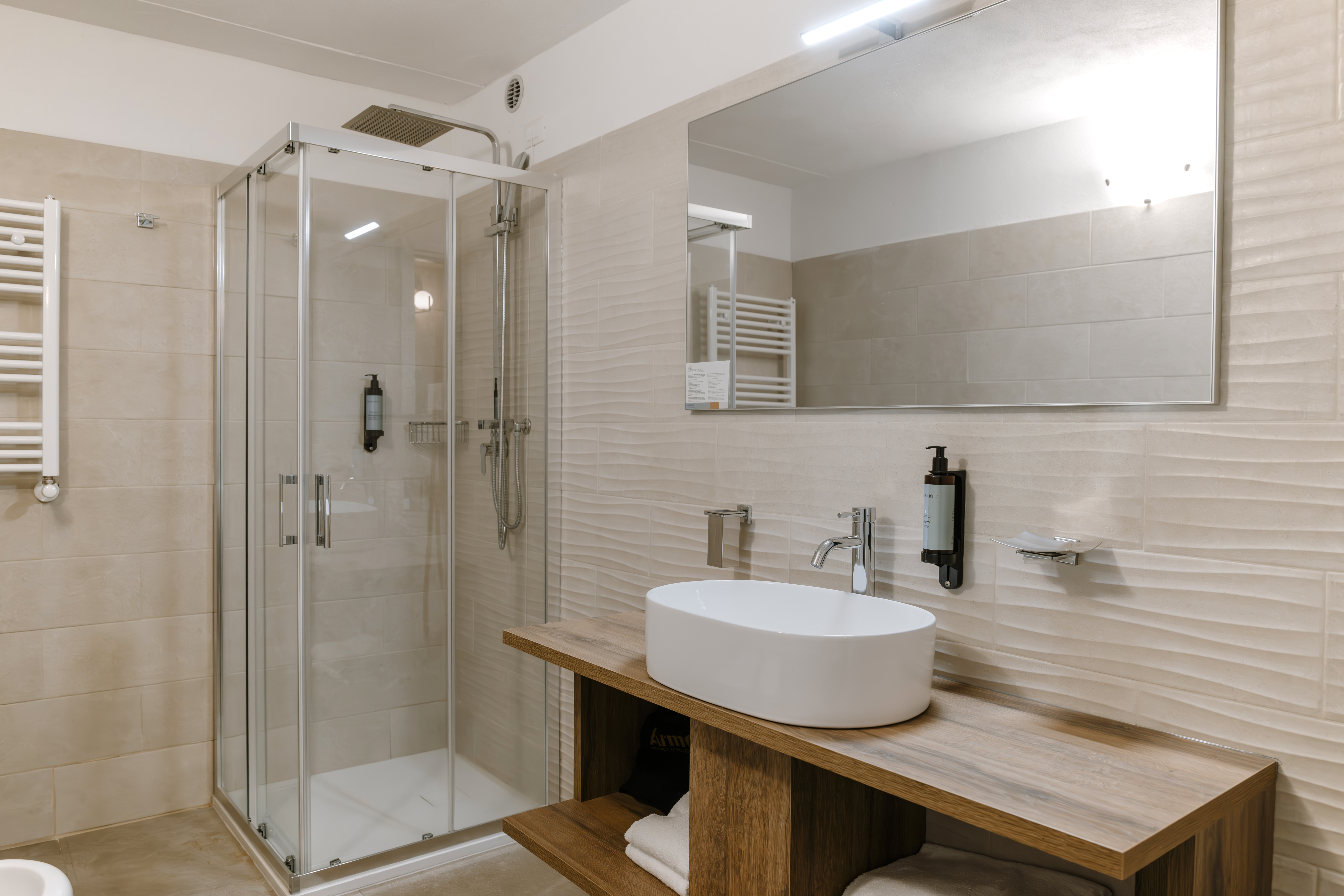 غرفة قياسية بسرير مزدوج، Armon Greenblu Hotel & Wellness 2/2