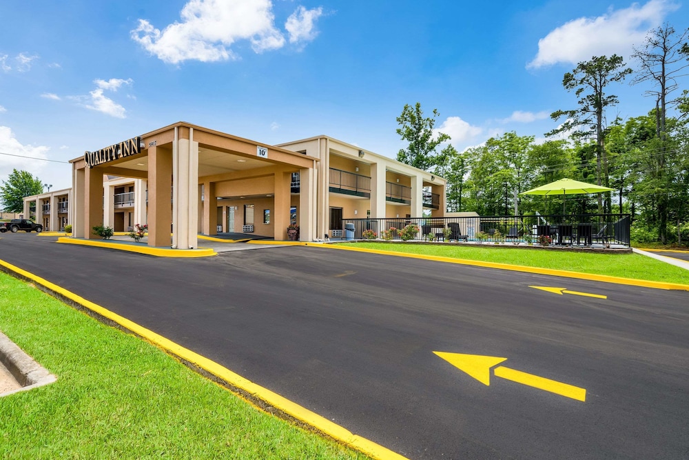 Quality Inn Cullman I-65 Exit 310 1/30