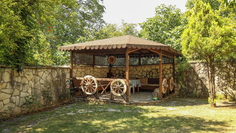 Dibekonu Konak 42/46
