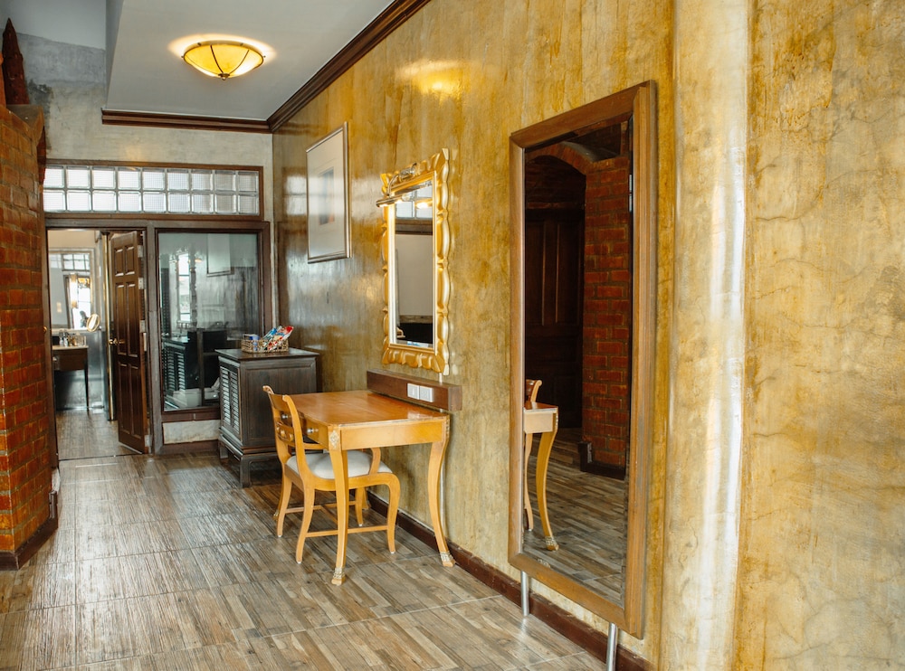 Lobby at AMMATA LANTA RESORT, BANG PHLI