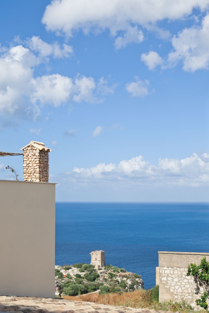 Hotel Torre Bennistra 40/50