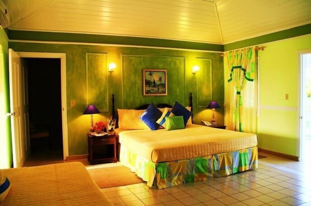 Anguilla Great House Beach Resort 4/33