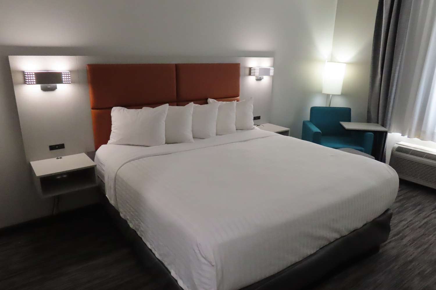 Room, King Bed