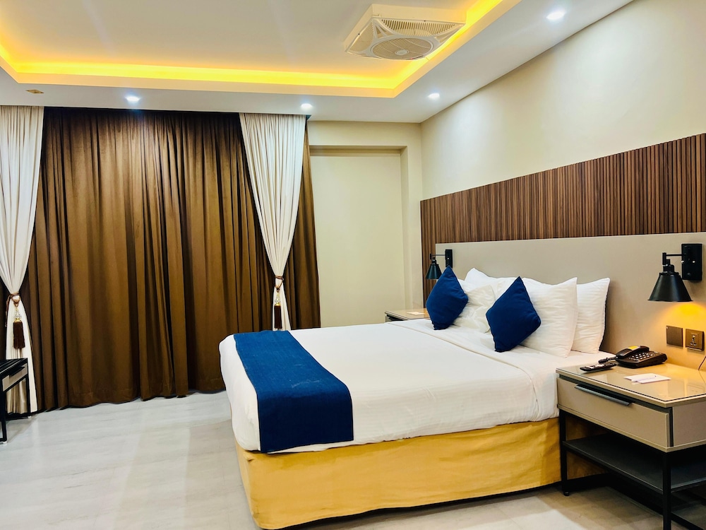 SUPERIOR, DOUBLE BED