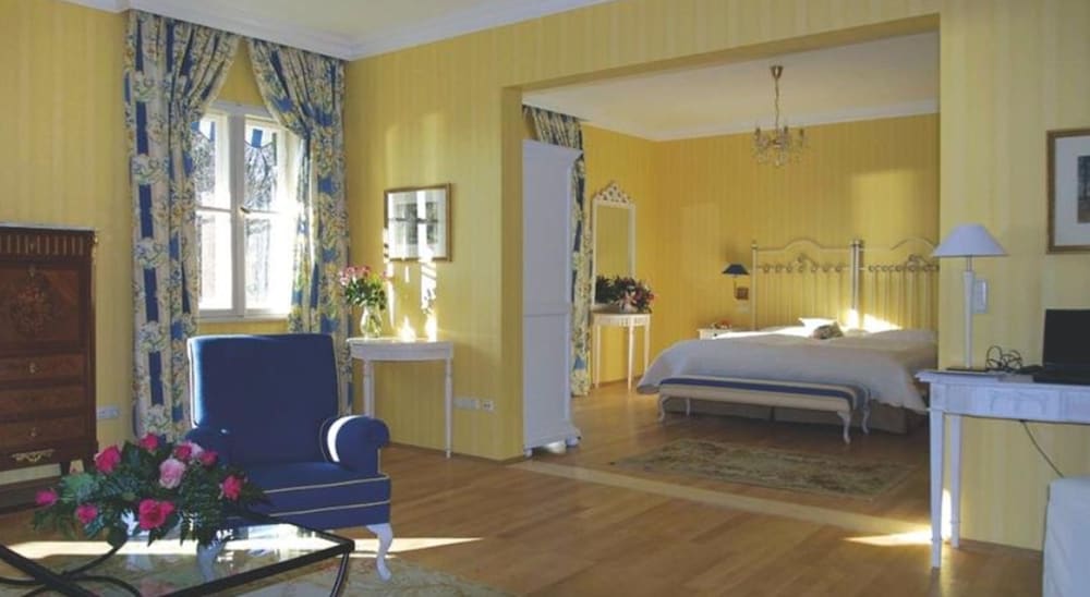 Golfhotel Kaiserin Elisabeth 68/68