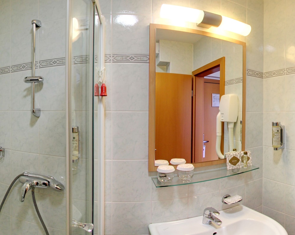 Hotel Astoria Bled 32/35