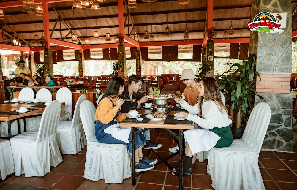 Madagui Forest Resort 34/50