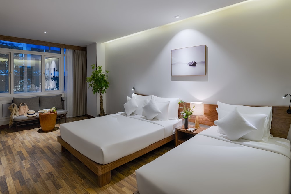 Silverland Min Hotel 22/47