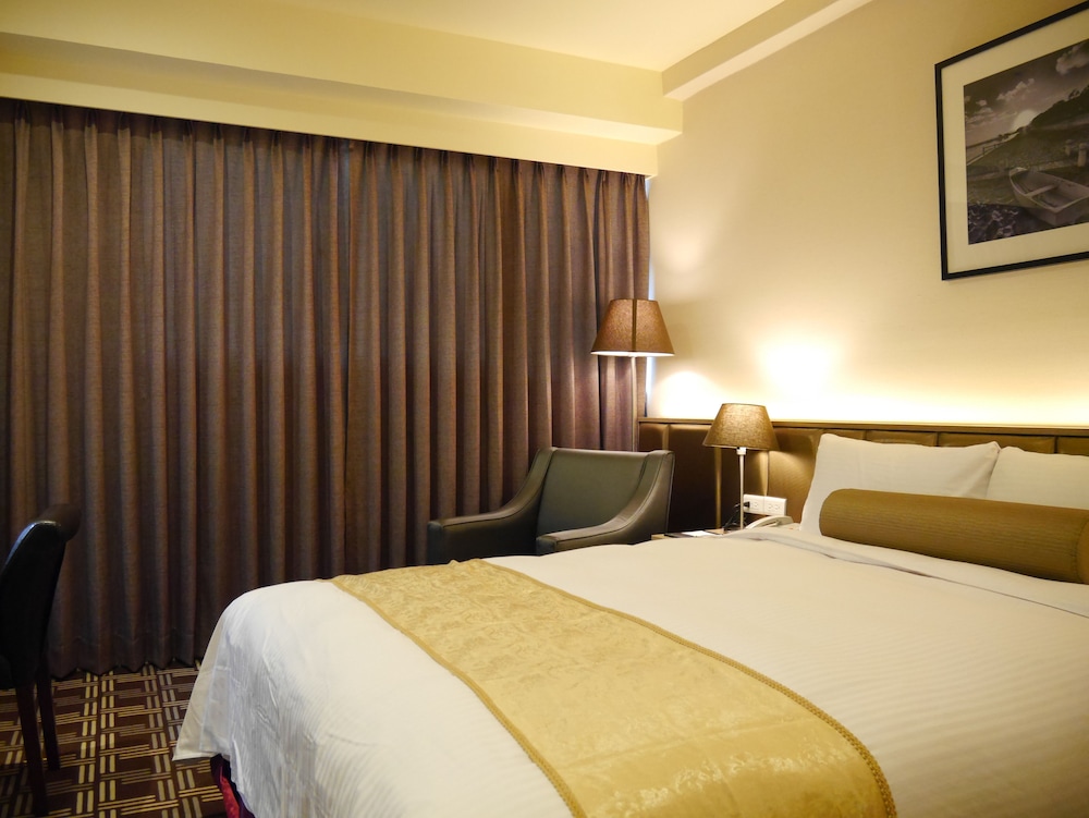 Toong Mao Evergreen Hotel 6/40
