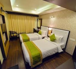 Room, Triple