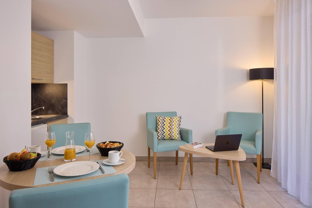 Quality Aparthotel Marseille Centre Lodi 27/36