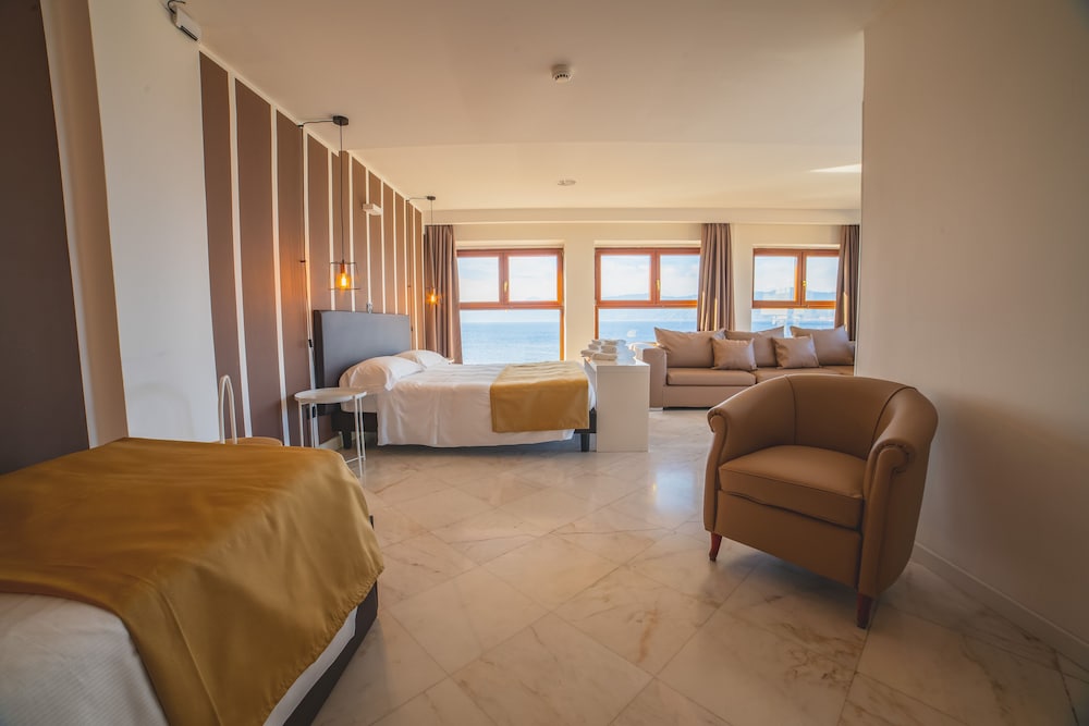 Hotel Continental 35/41