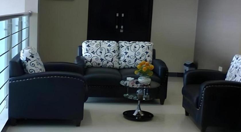 Permata Hotel Purwakarta 15/23