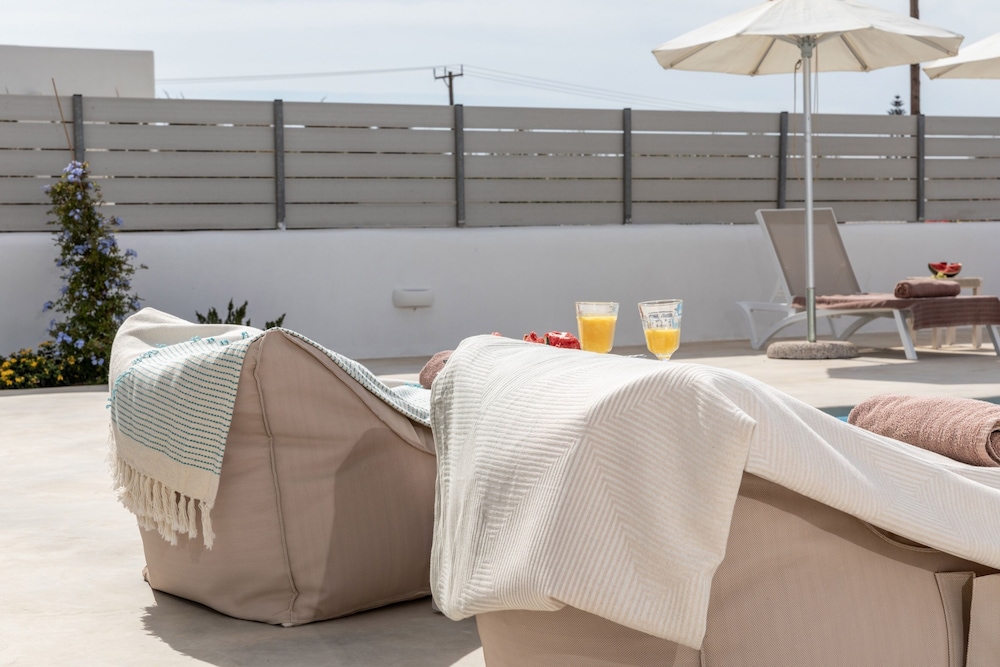 Naxian Lounge Villas 37/50